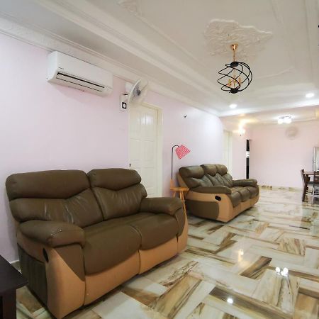 Bagan Terrace House Near To Sunway Carnival Mall, Seberang Jaya Villa Butterworth Exteriör bild